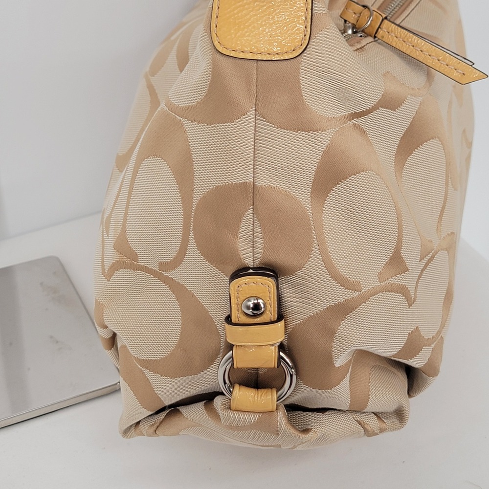 Coach Zoe Signature Jacquard Hobo Bag Tan Beige Yellow Patent Trim - Picture 6 of 16